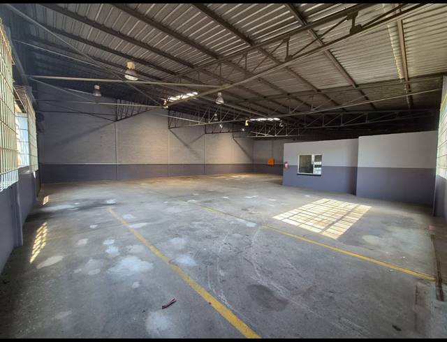 440M² WAREHOUSE TO LET IN WADEVILLE